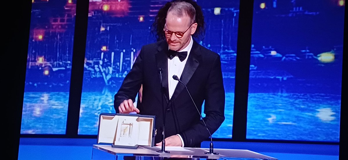 Grand Prix pour le bouleversant Sentimental Value  de Joachim Trier #Cannes2025