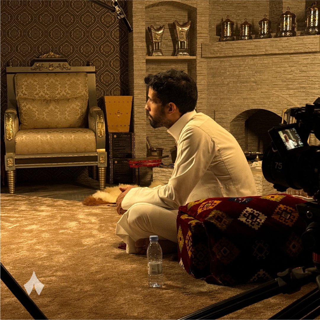 ثمانية tweet media