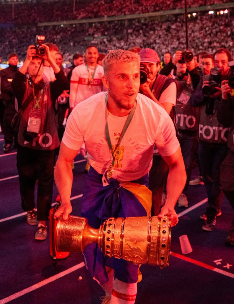 schwa𝓫𝓮𝓷sau tweet media