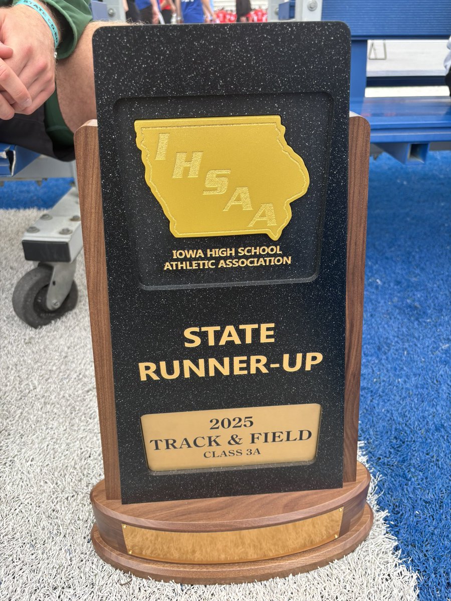 Pella Cross Country (@pelladutchxc) on Twitter photo 4x400 5th for 4 more points
Team finishes π₯ with 56 points. Fifth consecutive season with a State Trophy
<a href="/PellaActivities/">Pella Activities</a> 4x400 5th for 4 more points
Team finishes π₯ with 56 points. Fifth consecutive season with a State Trophy
<a href="/PellaActivities/">Pella Activities</a>