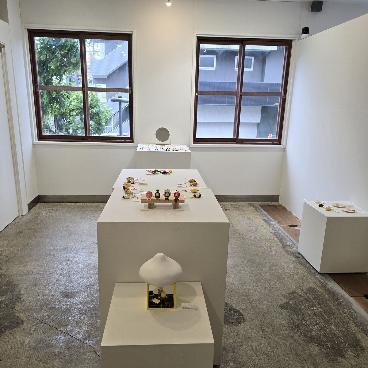 fukudaikoku's tweet photo. 【2025.05.21-25】
AZUSA takahashi 個展 「BE TOGETHER」
大人気ですぐに旅立ってしまう妖精さんたち、
なんとか私も運命の相手を見つけました。
グミ大好きな私にはタマラナイ♥️
25日(日)が最終日です。
驚愕の細さ、ぜひ皆様も見に行って💨
#AZUSA
#MakeMerry
#香川県
#高松市 https://t.co/NZ8WuoactY