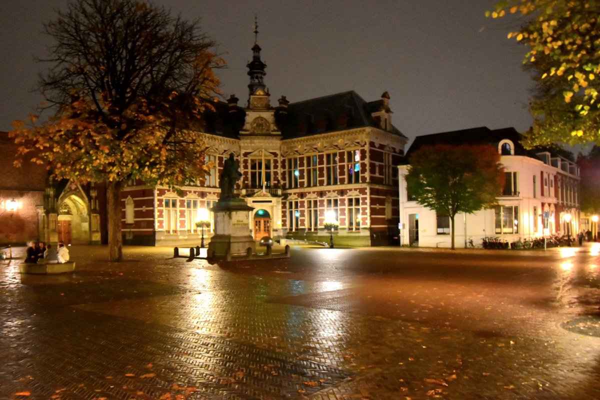 Dr Joost Heystek (@heystekj) on Twitter photo #goodnight #TwitterFriends #twitterworld #photoeveryday #nikon #nikonphotography <a href="/IamNikonNL/">Iamnikonnl</a> #Utrecht #academiegebouw <a href="/NikonClubNL/">Nikon Club Nederland</a> #NightPhotography #nachtfotografie #photography #streetphotography #reflections #goodnight #TwitterFriends #twitterworld #photoeveryday #nikon #nikonphotography <a href="/IamNikonNL/">Iamnikonnl</a> #Utrecht #academiegebouw <a href="/NikonClubNL/">Nikon Club Nederland</a> #NightPhotography #nachtfotografie #photography #streetphotography #reflections