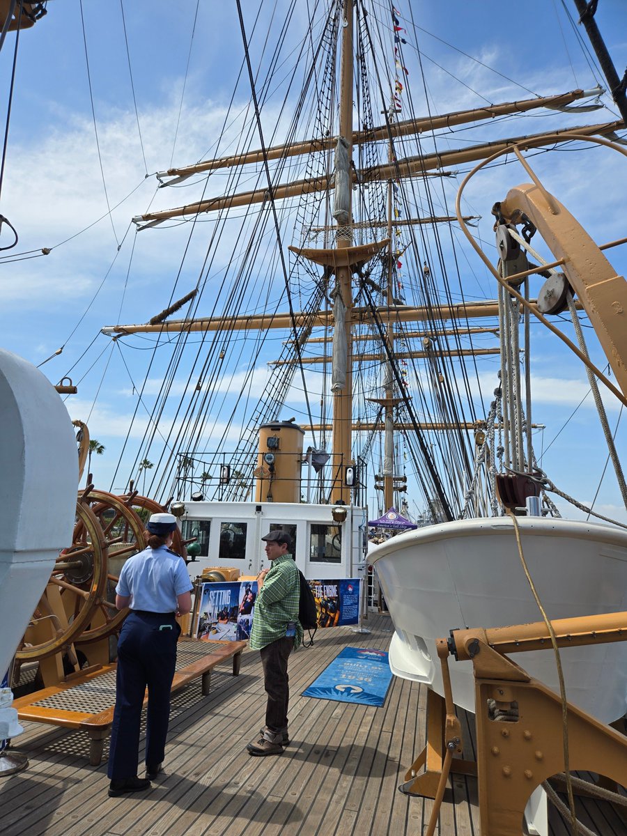 rantg1's tweet image. #LAFleetWeek2025