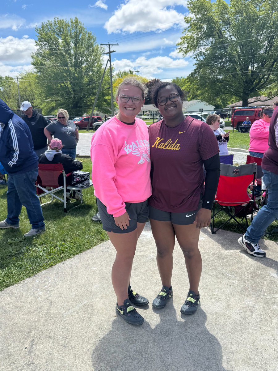 WildcatTFXC's tweet image. Proud of how our athletes carried themselves, stepped up in big moments, and competed all day long. This meet had 20 schools and was as tough a district as they come. 9 girls events and 6 boys events moved on! That is a huge number. #WildcatPride #NotDoneYet #OneMoreWeek