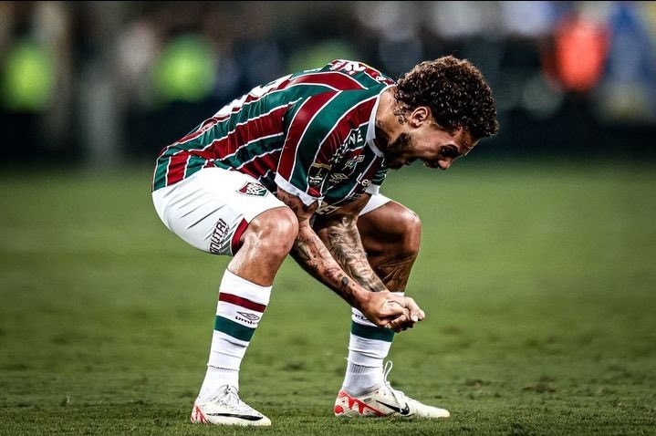 Único jogador que foi pra cima do Rayan quando ele provocou a torcida do Fluminense. Tá faltando esse espírito no time.