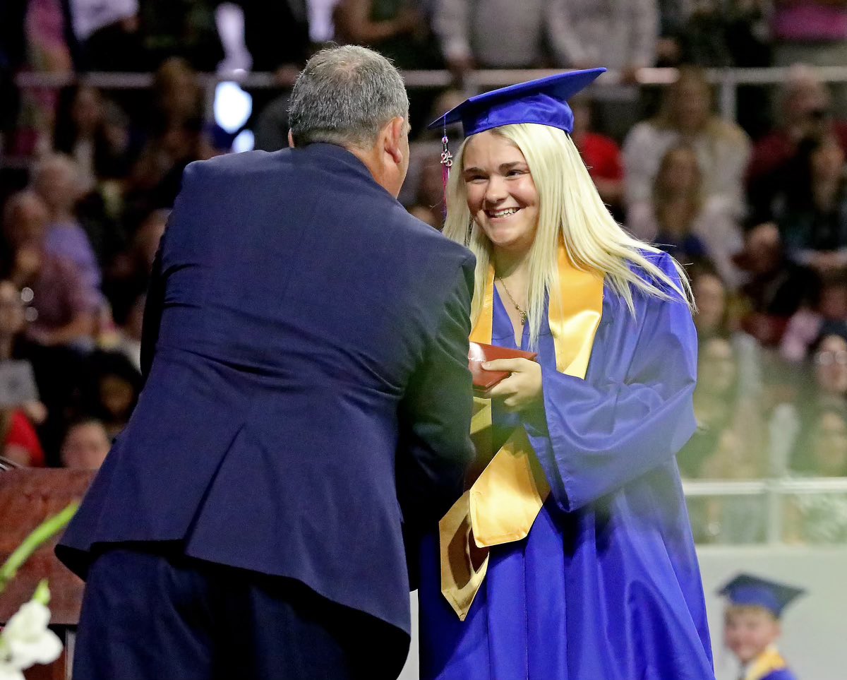 Deborah Campbell tweet media