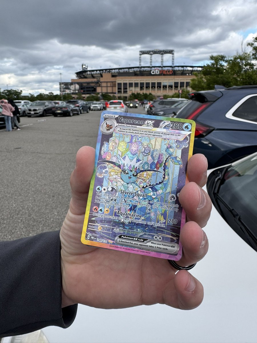 Parking lot pulls 

<a href="/Dodgers/">Los Angeles Dodgers</a> @ <a href="/Mets/">New York Mets</a> 

#pokemon #prismaticevolutions