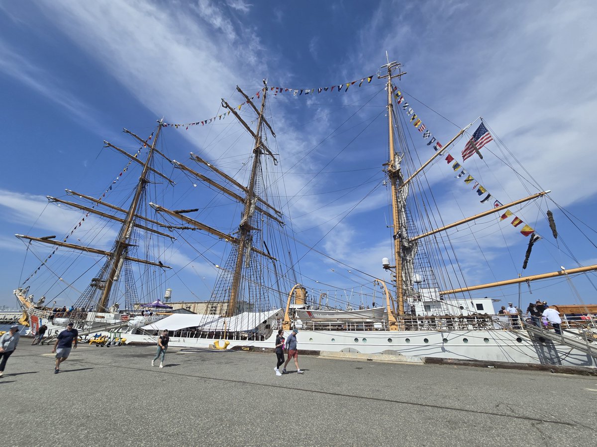 rantg1's tweet image. #LAFleetWeek2025