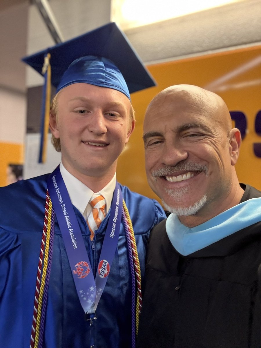 Troy Bond (@tsuwhitetiger) on Twitter photo Proud of my guy <a href="/kevinspiveyy/">Kevin Spivey</a> on graduating in the Class of 2025 & earning the James C.Parker Award…was a true warrior on the court for me & <a href="/wcsBHSboyshoops/">Brentwood Boys Basketball</a> …❤️🤘🏼❤️ Proud of my guy <a href="/kevinspiveyy/">Kevin Spivey</a> on graduating in the Class of 2025 & earning the James C.Parker Award…was a true warrior on the court for me & <a href="/wcsBHSboyshoops/">Brentwood Boys Basketball</a> …❤️🤘🏼❤️