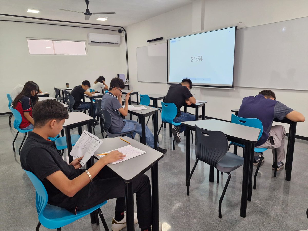 MonteAltoMX's tweet photo. ¡Con mucha emoción damos inicio al primer año de Prepa Monte Alto!, Los aspirantes de nuestra primera generación presentan el examen TOEFL hacia un bachillerato bilingüe de excelencia. ¡Les deseamos el mayor de los éxitos en esta nueva etapa! https://t.co/6KTjj0wKy9