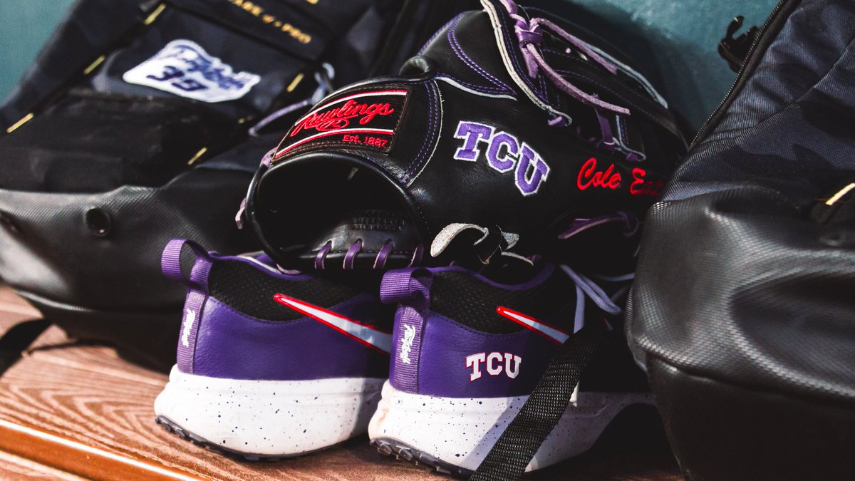 Big12Conference's tweet image. Hard Hat Zone ⚠️

#Big12BSB | @Phillips66Gas