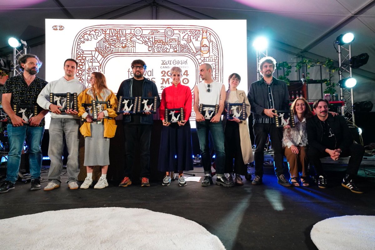 ⭐️Aquí os tedes. Estes son os premiados e premiadas da XXII Edición do Festival de Cans. Parabéns!!⭐️
🧵🪡

-Premio a Mellor curta de ficción para “Curmán”, de Alejandro Jato

-Premio <a href="/crea/">crea</a> a Mellor realización para Xosé Dopazo e Javier Rúa por “Mounir”