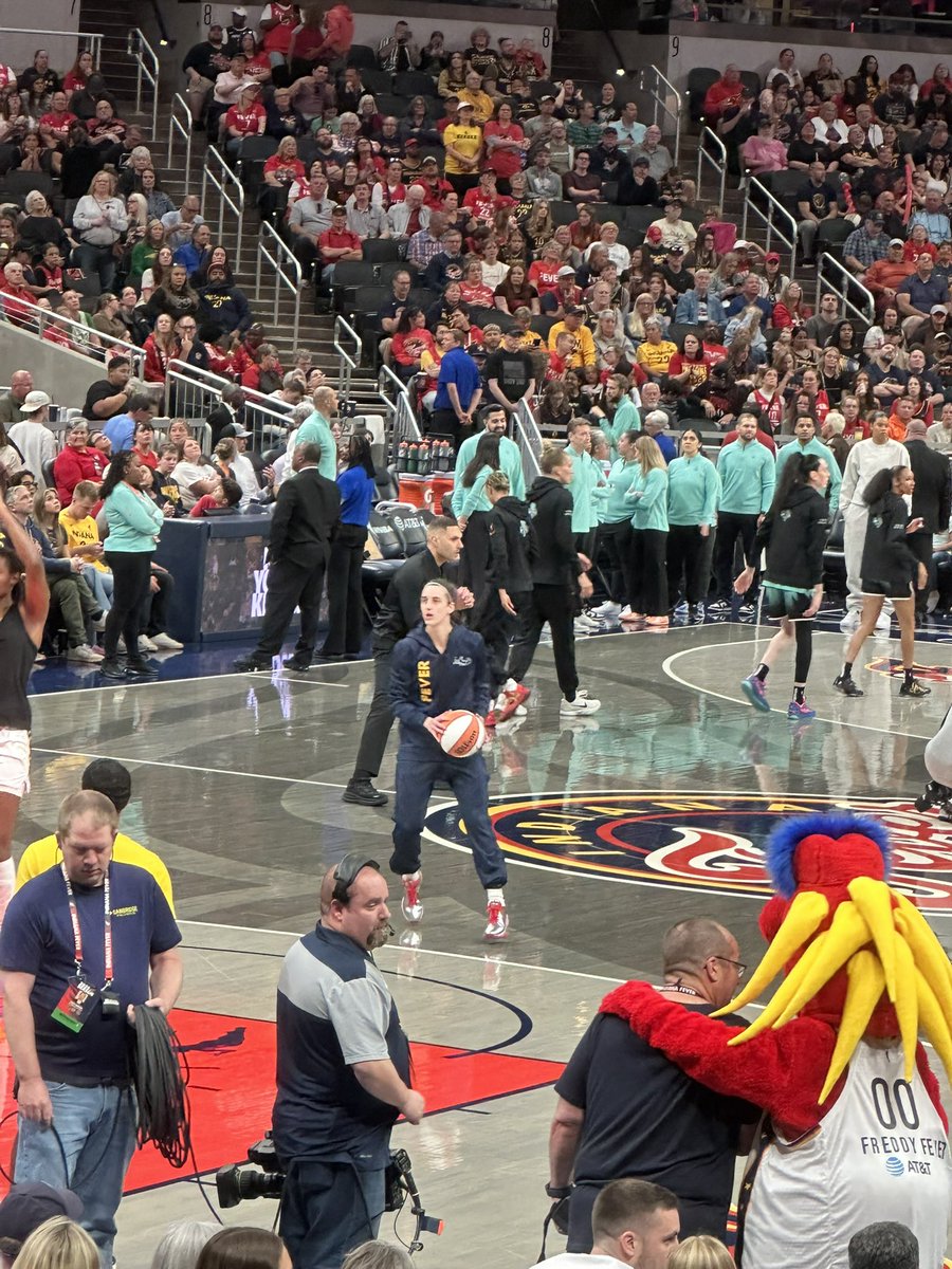 Tough loss today but enjoyed my first Fever game. We will definitely be going back. The atmosphere was incredible. #NowYouKnow #Fever #IndianaFever
