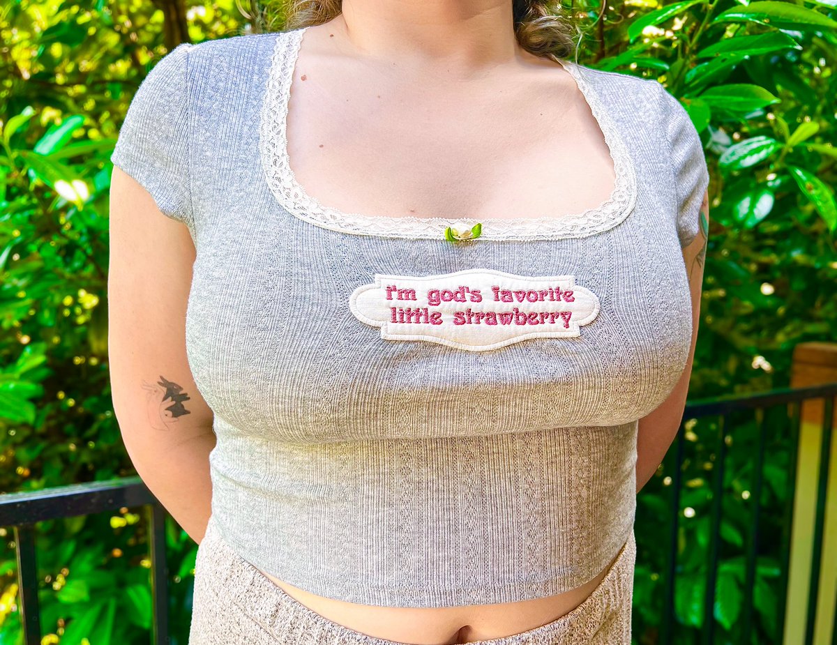 🙂‍↕️🍓 new piece we made yesterday