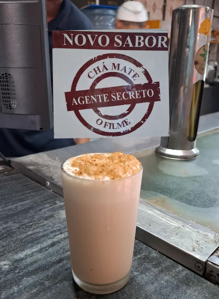 ppppppppppdro's tweet photo. a partir de amanhã esse chá terá um reajuste de R$4,00 nada mais justo https://t.co/z8jKilJb8L