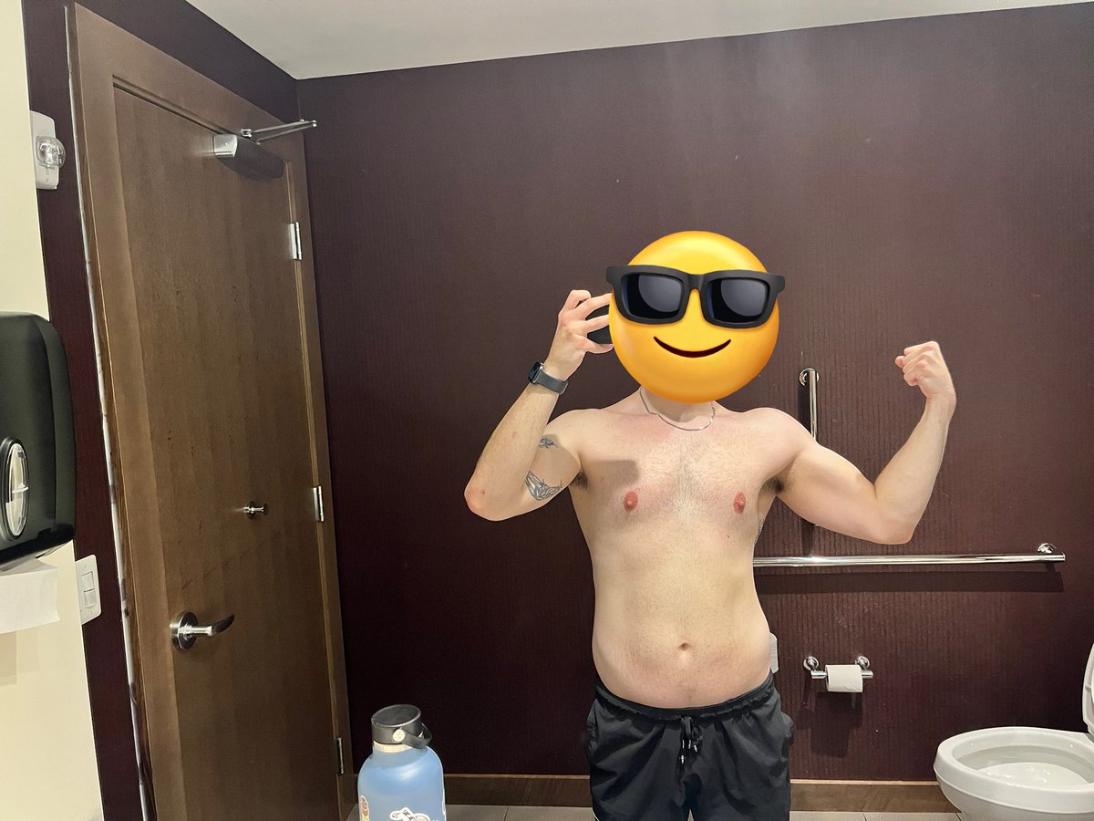 spacehoeboy's tweet photo. Never left the grind, just forget to post https://t.co/qJ23VUV5uk