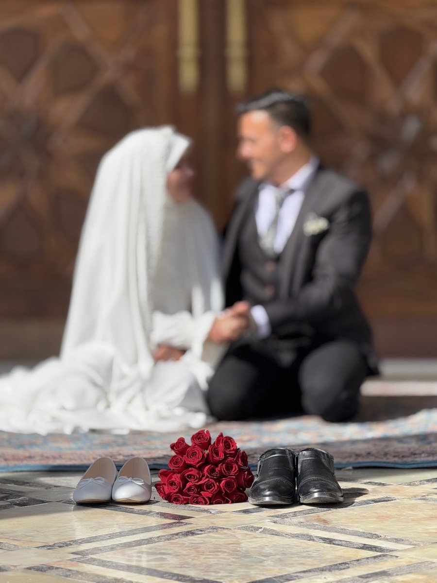 عشق آموخت مرا شکل دگر خندیدن ❤️💍