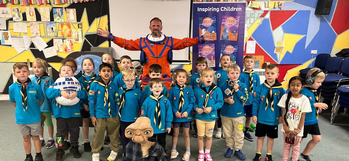 MedwaySpaceMan's tweet photo. Another amazing scout visit! 25th Medway beavers! #teach #inspire #teachspace #iwanttogotospace #author #STEM #womeninspace #childrensbooks #schools #amazonbestseller #education #community #dreams #passion #learning #inspirechildren #STEAM #astronaut #spaceeducation @scouts https://t.co/sexyJvEII4
