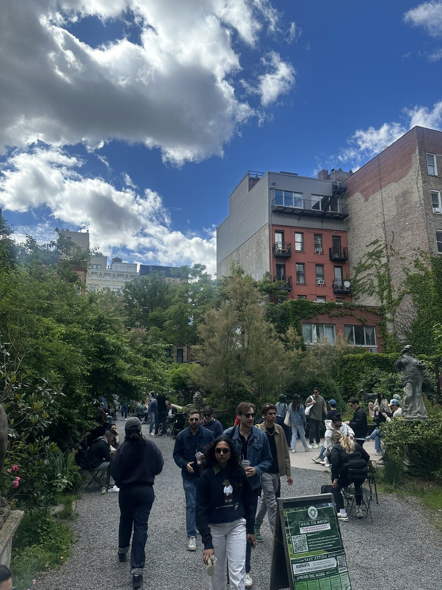Elizabeth Street Garden today