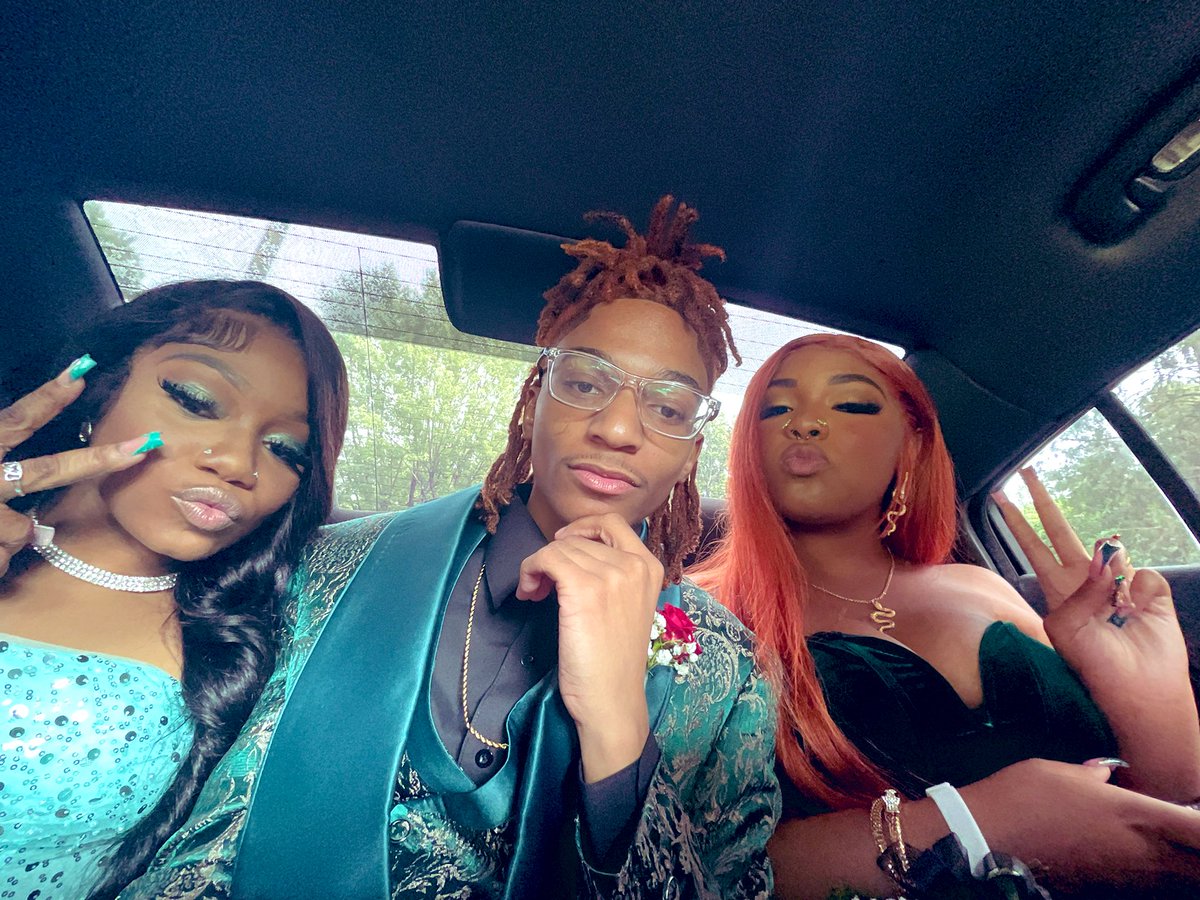 FeinN2badd's tweet image. Did we eat em up? ✨#prom2025