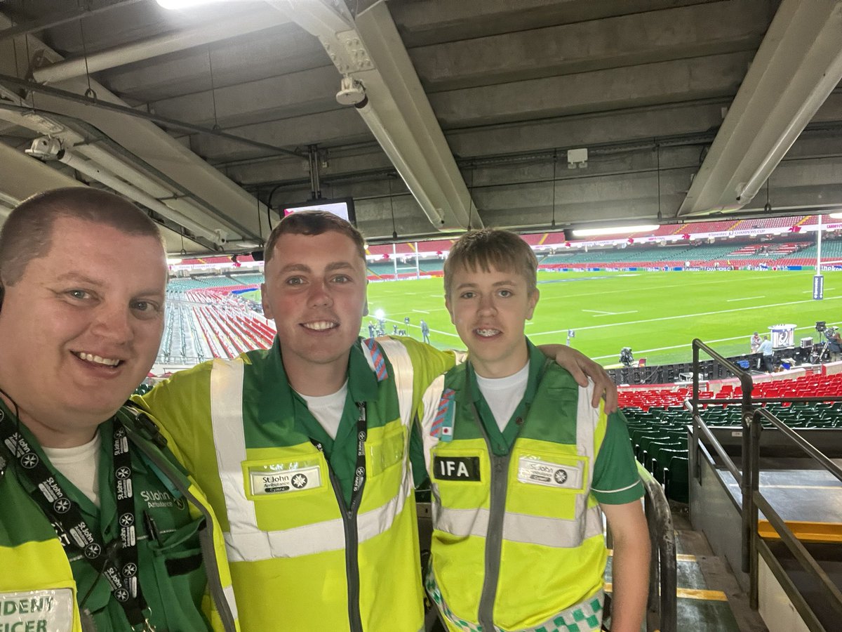 Spent the last 2 days at the <a href="/principalitysta/">Principality Stadium</a> with our <a href="/SJACymru/">St John Ambulance Cymru</a> People from across Wales providing medical cover for the thousands of visitors. Great to see so many of our new volunteers out for their first time at the Stadium. Off to <a href="/SJACWestGlam/">St John Ambulance Cymru - West Glamorgan</a> tomorrow for Swansea Tri 🏴󠁧󠁢󠁷󠁬󠁳󠁿