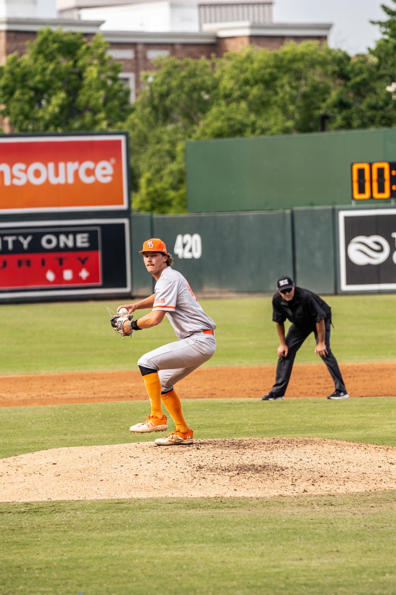 Mercer Baseball (@mercerbaseball) on Twitter photo End 8 | SCARY TERRYโผ๏ธ <a href="/terrybusse/">Terry Busse Jr.</a> strands the bases loaded to preserve the lead!
๐ป 3
๐ต 2
#GoodToGreat | #WinnersWin End 8 | SCARY TERRYโผ๏ธ <a href="/terrybusse/">Terry Busse Jr.</a> strands the bases loaded to preserve the lead!
๐ป 3
๐ต 2
#GoodToGreat | #WinnersWin