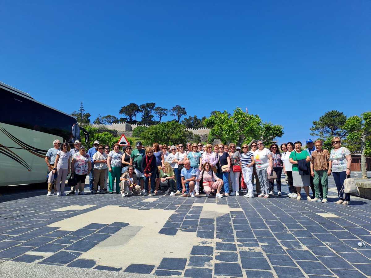 EnFeminas's tweet photo. Excursión a Baiona, Santa Tegra, Virxe da Rocha, monte da Gobra, Samil. 
Ruta subvencionada pola Deputación Pontevedra, dentro do programa +Convivencia (coñece a túa provincia). https://t.co/ggxKX9FSyR