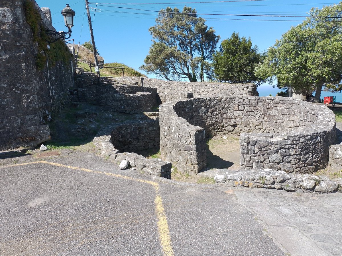 EnFeminas's tweet photo. Excursión a Baiona, Santa Tegra, Virxe da Rocha, monte da Gobra, Samil. 
Ruta subvencionada pola Deputación Pontevedra, dentro do programa +Convivencia (coñece a túa provincia). https://t.co/ggxKX9FSyR