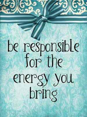 TheMindfulVoice's tweet photo. Take responsibility for the energy you bring into a room or situation. We now know that it's the brain's mirror neurons that make emotions contagious. There is a physical reason we pick up on each other's feelings. #spreadsomekindness https://t.co/hGuzFJjrHF