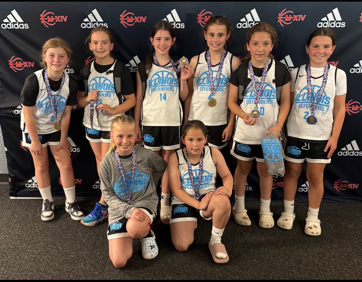 🏆Congrats to IL Defenders Maeve, 4th Girls Champion at today's Memorial Day Classic. 🇺🇸

🔜NEXT UP: 5/31-6/1 Spring Finale. onedayshootouts.com