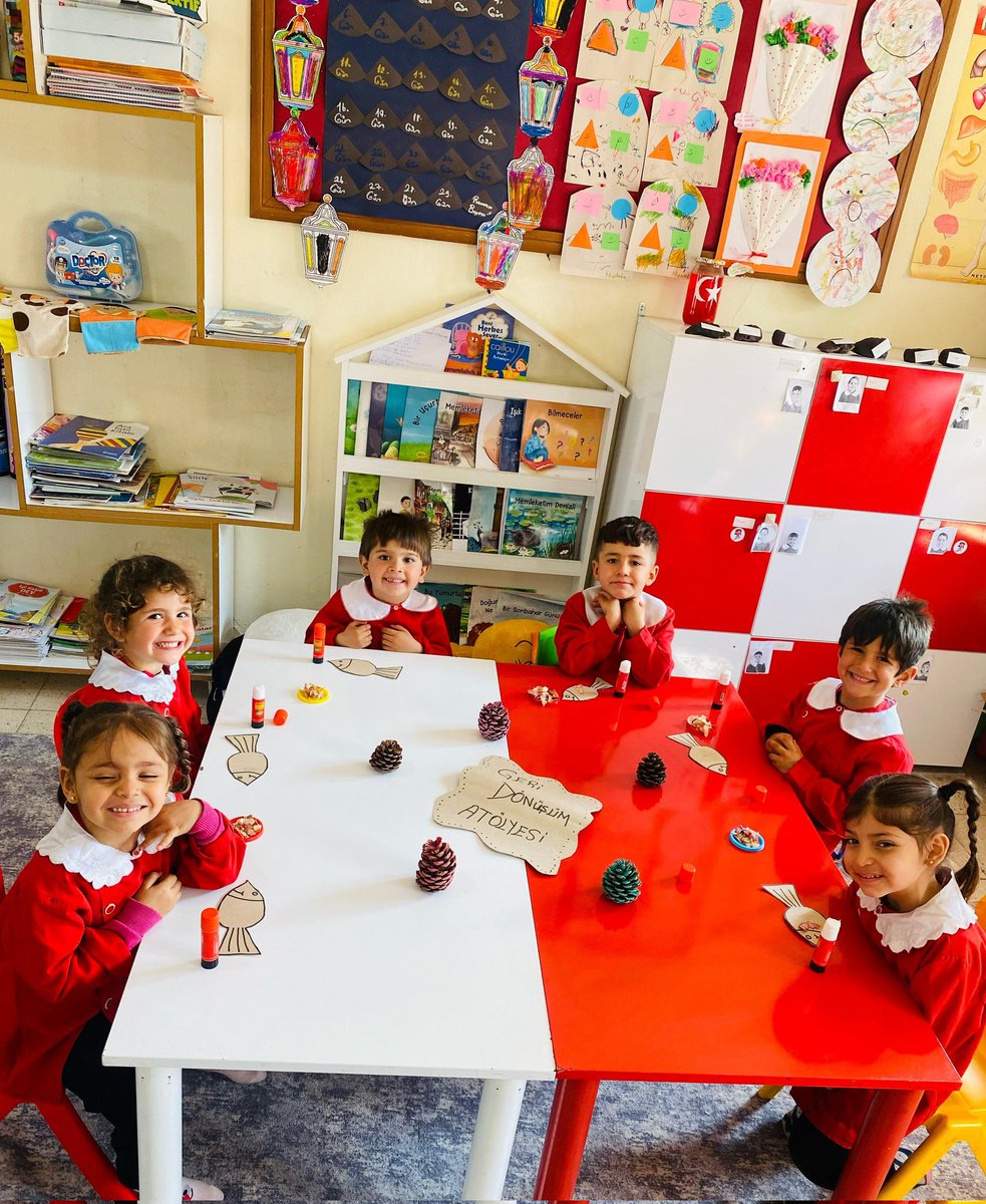 Okul öncesi öğrencilerimiz ile Geri dönüşüm etkinlikleri #sıfıratık #yaşambecerileri

<a href="/ebubekirsavasci/">Ebubekir Sıddık Savaşçı</a> 
<a href="/ali_eyyupkoca/">Ali Eyyupkoca</a> 
<a href="/MstfaKAHRAMAN/">Mustafa KAHRAMAN 🟢🇹🇷</a> 
<a href="/SuleymnAKIN/">Süleyman AKIN🇹🇷</a> 
<a href="/halit_topuz/">Halit TOPUZ</a> 
<a href="/makdag47/">Makdag</a> 
<a href="/HasanKaya47_/">Hasan Kaya</a> 
<a href="/YusufSRYLDZ47/">Yusuf Sarıyıldız</a>