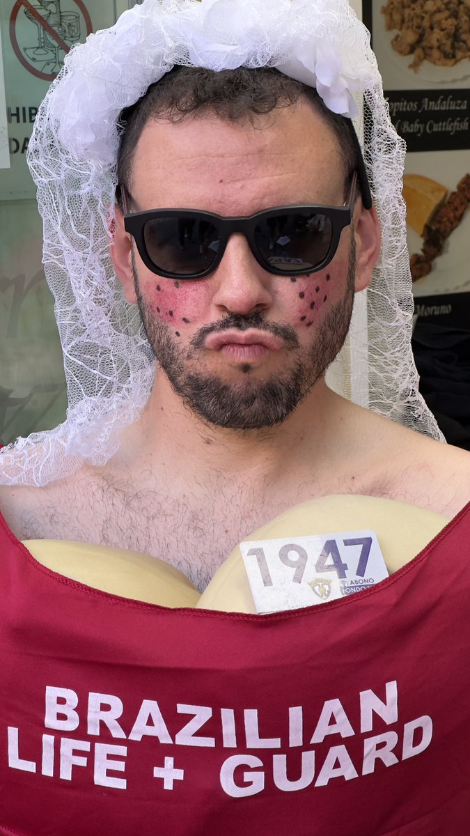 Se casa <a href="/ruiz_davidruiz/">David Ruiz</a>. Su único deseo es que su Dépor crezca. Abónate! <a href="/deporguada/">C.D. Guadalajara 🟣⚪️</a>