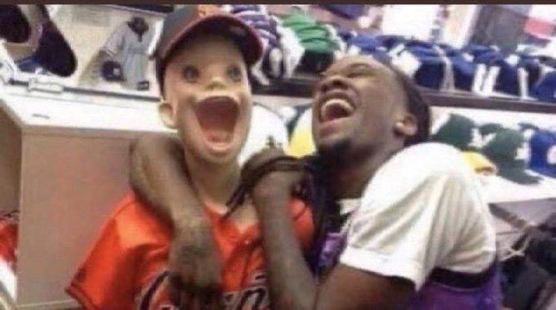 Gwajima ANA KIJIJI.🫵🏾😂

Livha ya yote yaliyotokea ila bado makanisa yake YANA NYOMI hatari. Sasa leteni USENGE mkahisi huyu ni sativa.

TUTAKUWEPO🫵🏾😎