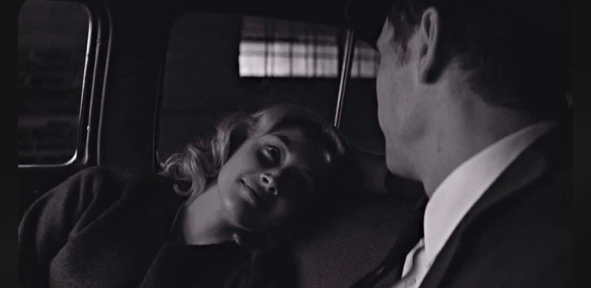 Ben senin iki gözüne bir ömür bakmaya razıyım.