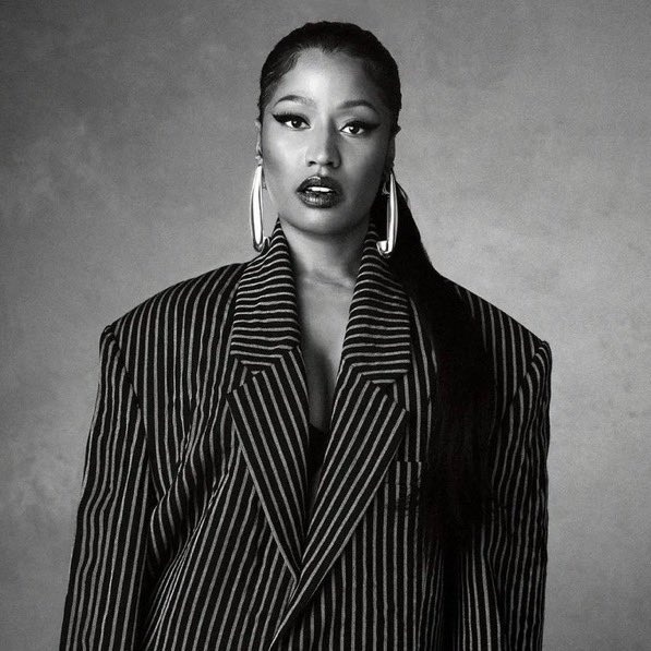 OnikaPoppin's tweet photo. Revolt TV about @NICKIMINAJ on a new article:

— “Representing for women in a male-dominated genre, Nicki holds her own next to the biggest names. Her talent shows in how she writes and delivers. She wasn’t just inspired by the greats —she worked until she was named one of them.” https://t.co/mEzkvUNzng
