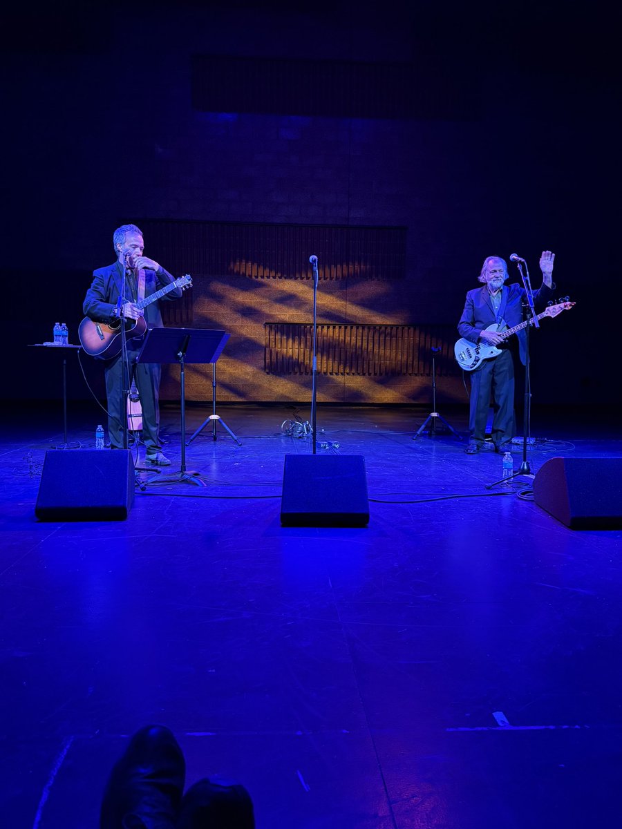 GeorgeBaker96's tweet image. Beyond delighted to witness the songs of John Prine last night via Jason Wilber n Dave Jacques. A special evening w some very special inside stories. Front row suits me just fine. @ohboyrecords @ohboyitsjody @ShankHallMke