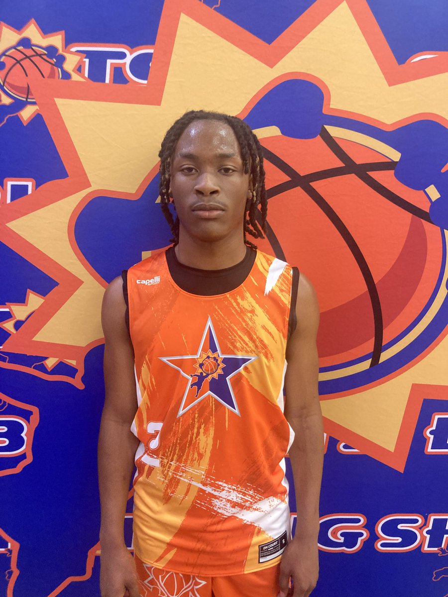 BigShotsGlobal's tweet photo. #BIGSHOTS #NCMEMORIAL
16U 

Big Shots Elite NC 80
Jamir Loftin 19
Jayonta Blanchard 14
Tyler Taylor 15

West Virginia We Are One 44
Jayce Gum 12 https://t.co/U6O4dcXVsb
