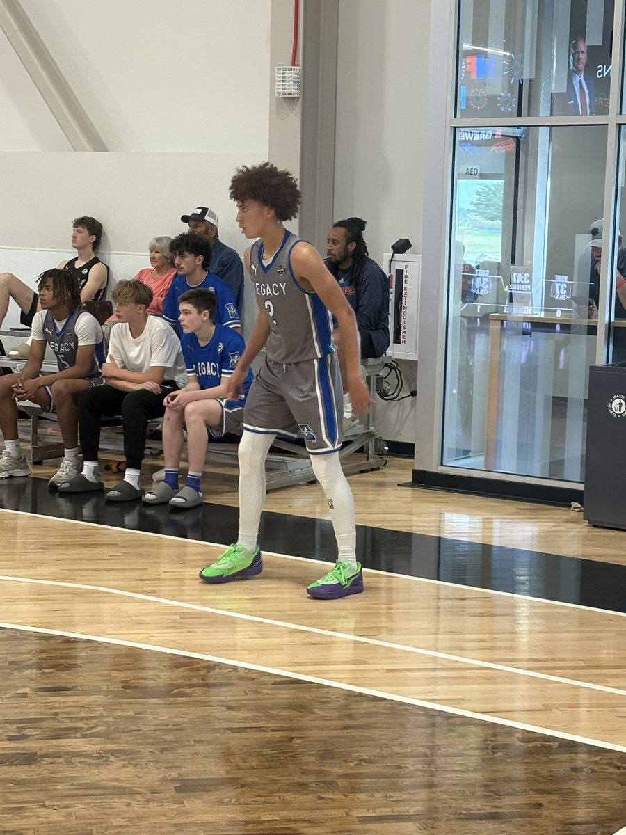Jack Riley (@jackriley323) on Twitter photo Class of 2026 G Kaiden Asberry is up to 14 points and 4 three pointers to go with it and we aren’t even at halftime yet. He has very impressive pace and range which allows him to get open shots off the dribble at a high rate. He competes hard as well.
<a href="/NxtProHoops/">NXTPRO Hoops</a>
<a href="/molegacybb/">MO Legacy Basketball</a> Class of 2026 G Kaiden Asberry is up to 14 points and 4 three pointers to go with it and we aren’t even at halftime yet. He has very impressive pace and range which allows him to get open shots off the dribble at a high rate. He competes hard as well.
<a href="/NxtProHoops/">NXTPRO Hoops</a>
<a href="/molegacybb/">MO Legacy Basketball</a>
