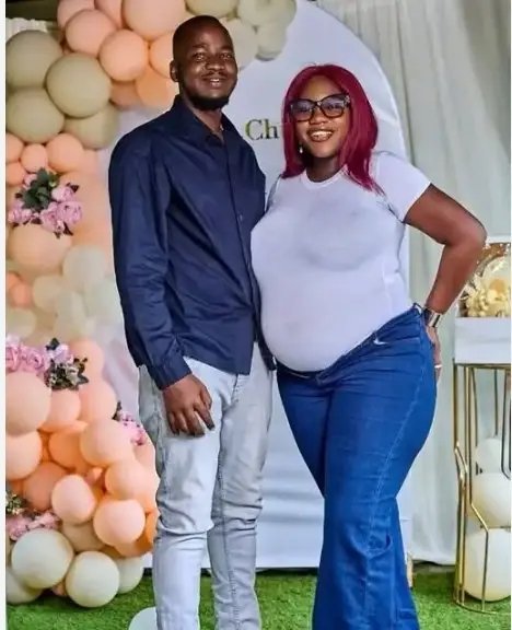 SpadeTvUg's tweet photo. 🎉👶 Baby Joy!
Black Magic Entertainment’s very own songstress @MarthaMukisa has welcomed a beautiful baby girl! 💖

She delivered safely at Kibuli Hospital — both mom and baby are in good health. 🙏🏾
Wishing Martha endless love, laughter &amp; blessings on this new journey.
#SpadeTV https://t.co/c3qTrKiKsu
