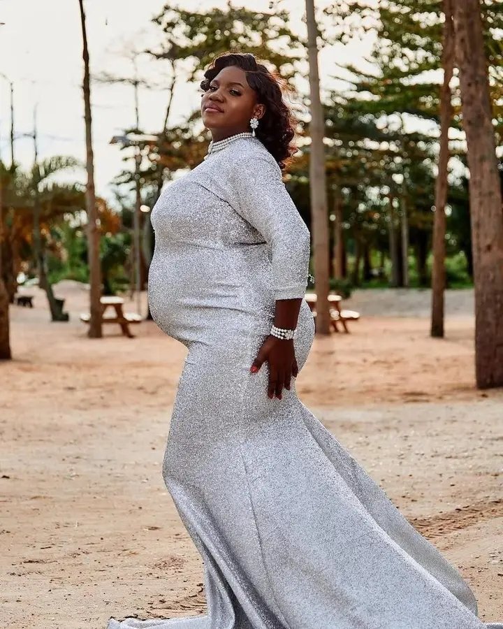 SpadeTvUg's tweet photo. 🎉👶 Baby Joy!
Black Magic Entertainment’s very own songstress @MarthaMukisa has welcomed a beautiful baby girl! 💖

She delivered safely at Kibuli Hospital — both mom and baby are in good health. 🙏🏾
Wishing Martha endless love, laughter &amp; blessings on this new journey.
#SpadeTV https://t.co/c3qTrKiKsu