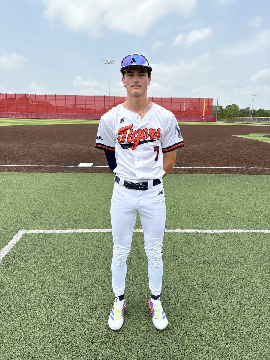 ✭Five Tool Texas✭ (@fivetooltexas) on Twitter photo F: <a href="/DTigerBaseball/">Dallas Tigers</a> Brand 0, NTX Tribe Parker 0
PoG: <a href="/h_hilliard2/">Harrison Hilliard</a> 7 IP, 11K, 3H, BB, HBP F: <a href="/DTigerBaseball/">Dallas Tigers</a> Brand 0, NTX Tribe Parker 0
PoG: <a href="/h_hilliard2/">Harrison Hilliard</a> 7 IP, 11K, 3H, BB, HBP