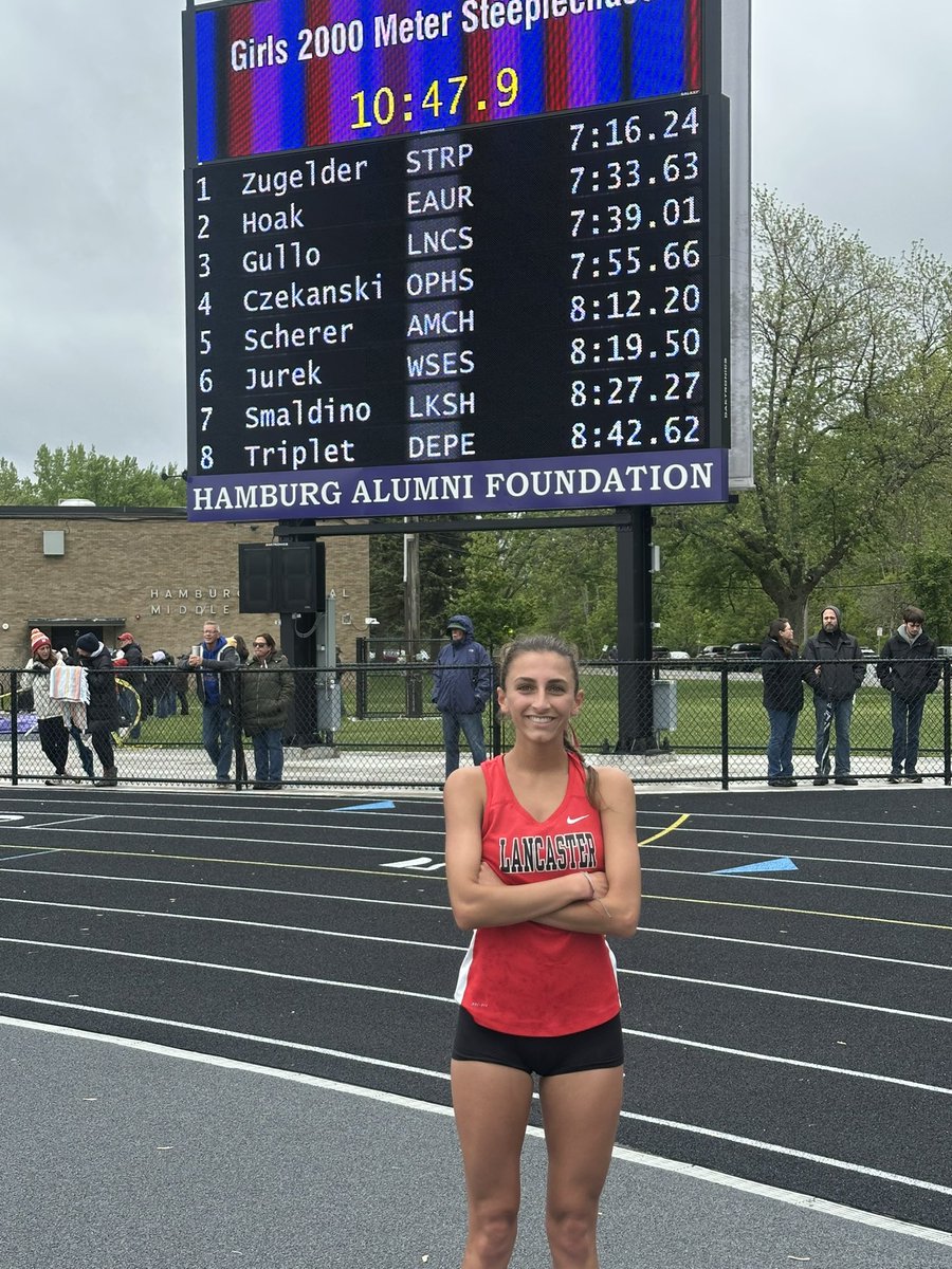 🚨ANOTHER SCHOOL RECORD🚨 Congratulations to Julia Gullo breaking the steeplechase record with the time of 7:39.01 and coming 3rd overall in the Steeple! #Golegends <a href="/LHS_Athletics1/">Lancaster Athletics</a>