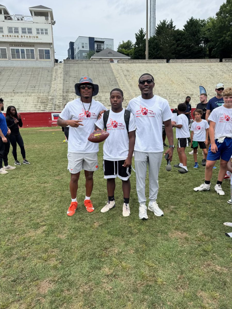 Travion Robinson tweet media