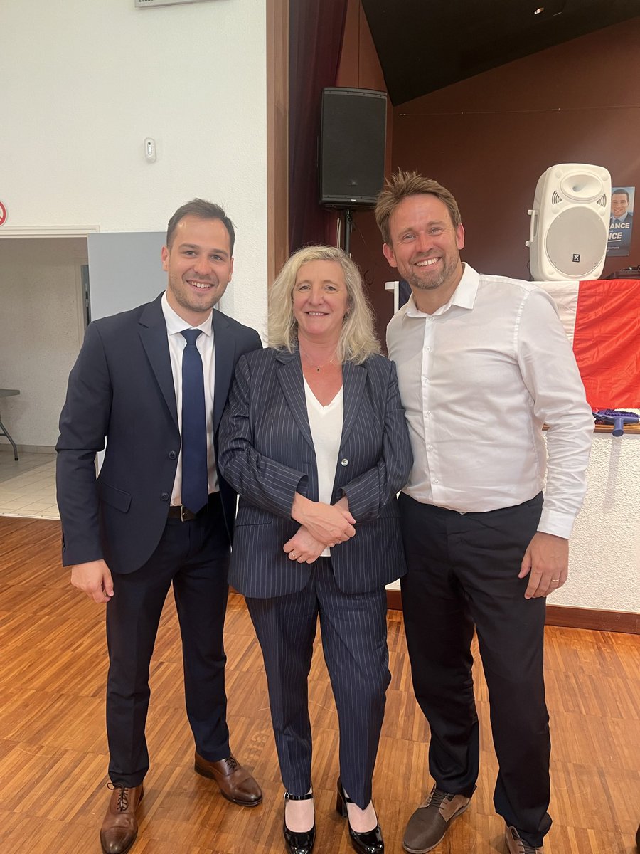 AymericMgls's tweet photo. Repas interdépartemental ce samedi à Marsais (17) autour d’@diaz_edwige et de @JphTanguy avec aussi notre députée @CColombier_RN et @PascalMarkowsky ! 🇫🇷

Merci à la fédération du RN 17 et à @S_Werbrouck pour cette superbe organisation ! 👌💪 https://t.co/Lf7HR0euT6