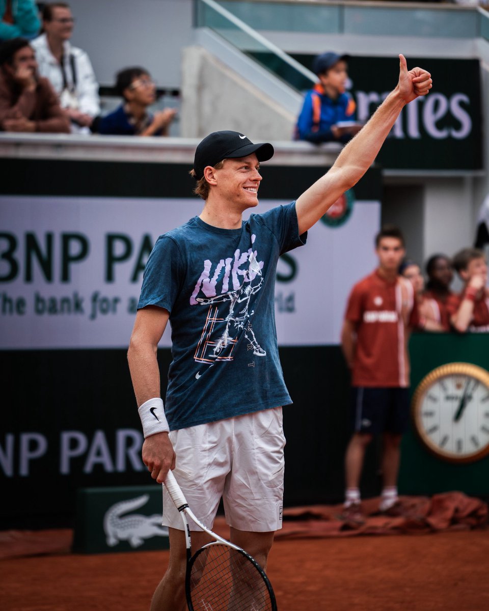 Happy to be back 👋🏻 #RolandGarros