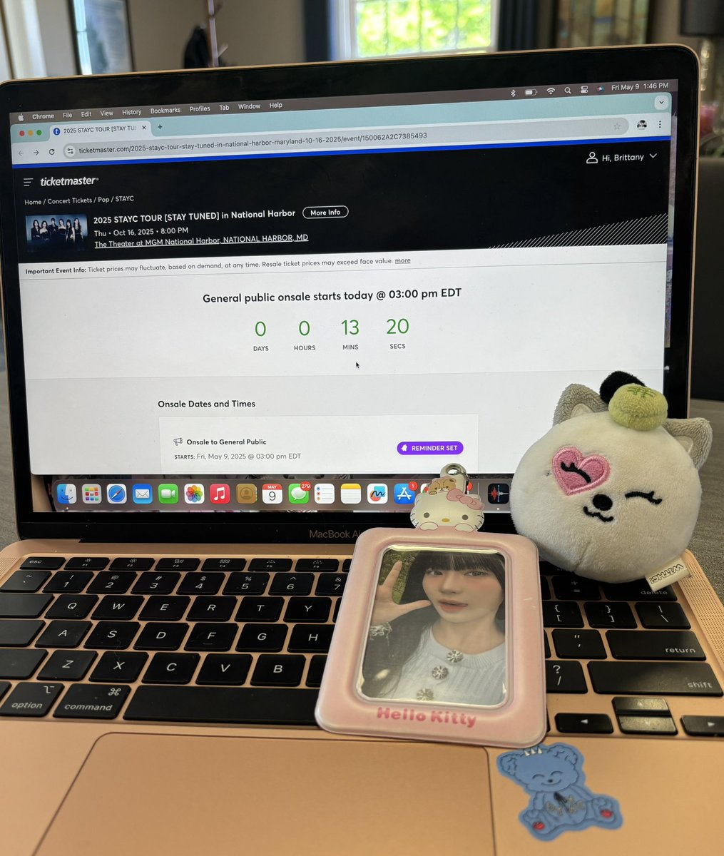 life lately with melomeow 🎫 #오늘도메로냥 