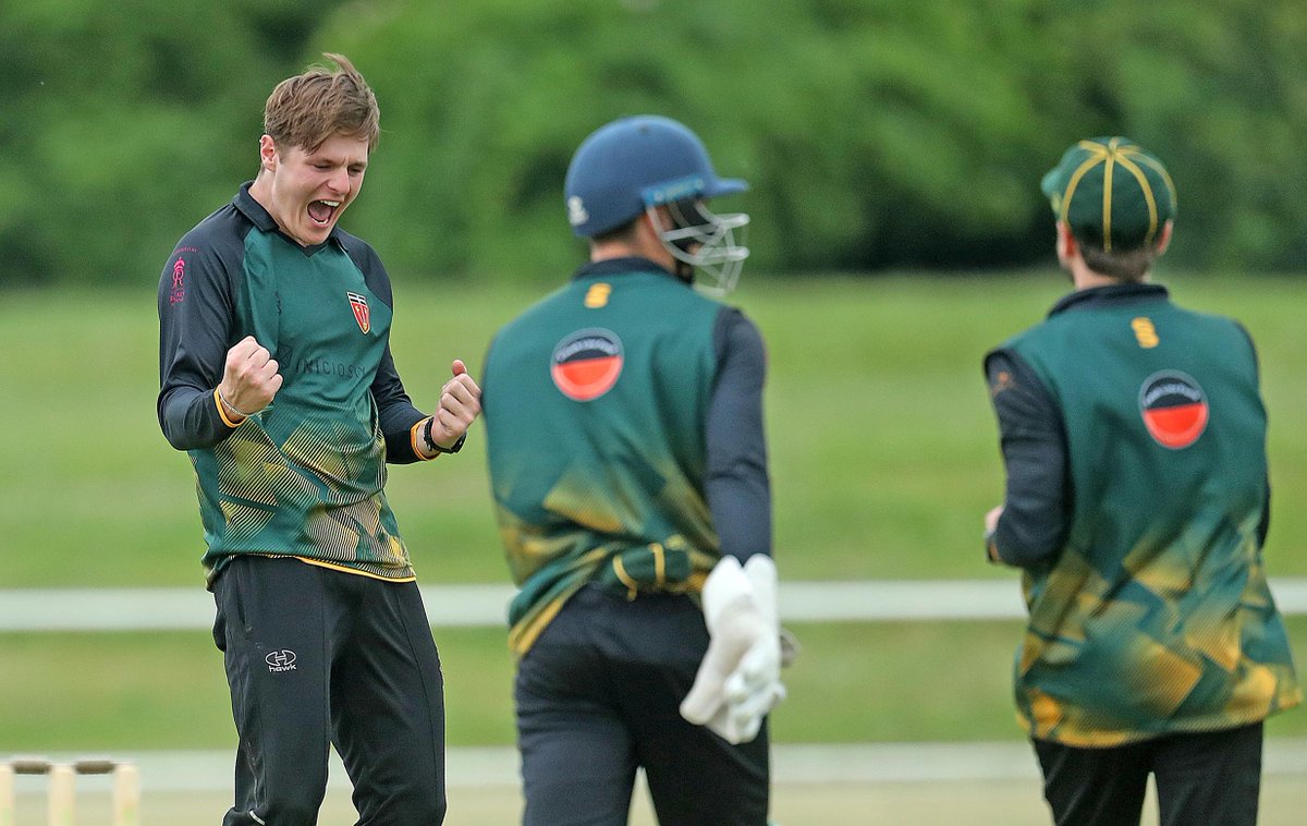 NickyHayesPhotos tweet media