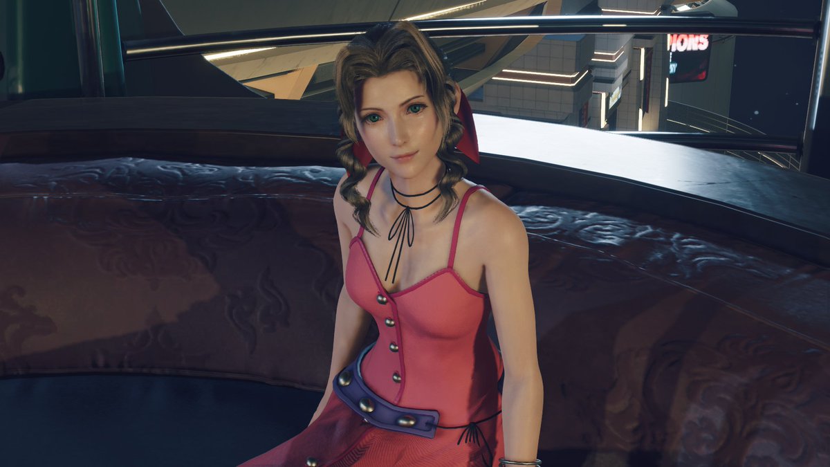 aerithsbabe's tweet photo. have you ever seen a girl cuter than her https://t.co/oHaXAVBt68