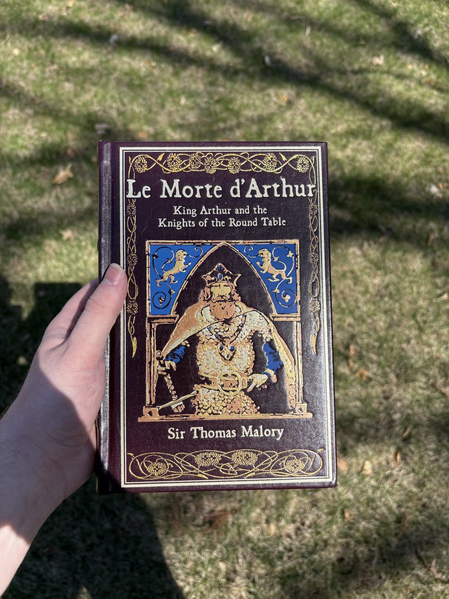 MedievalScholar's tweet photo. Books that I have started recently https://t.co/gefw4TvBsv