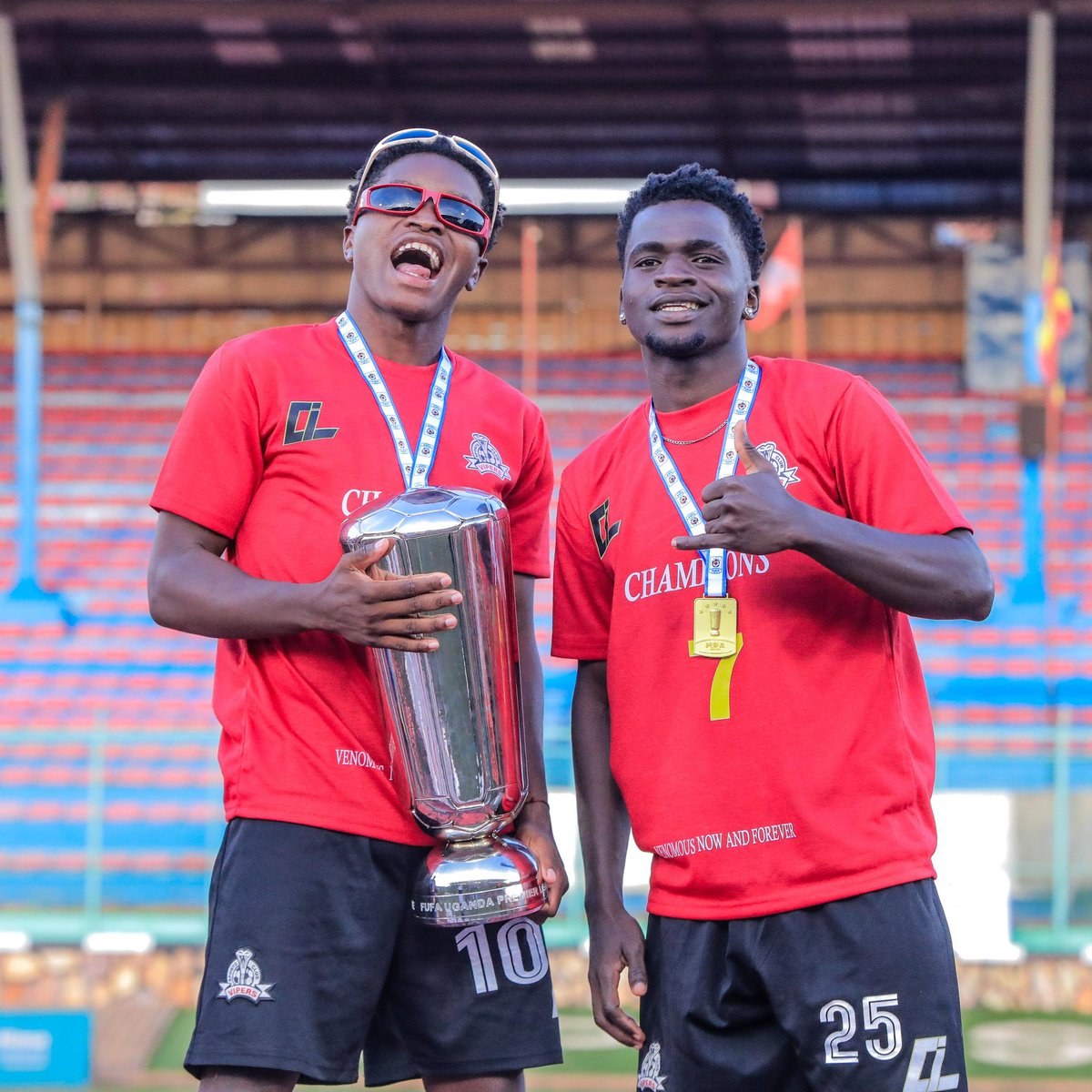 Champions🏆the trophy is in the right hands vomos vipers